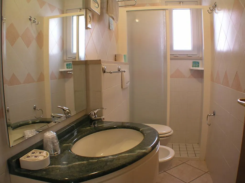Hotel Villa Boschetti San Mauro Mare 3*,